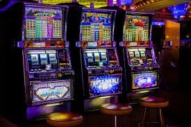 pkr977 Live Poker Action
